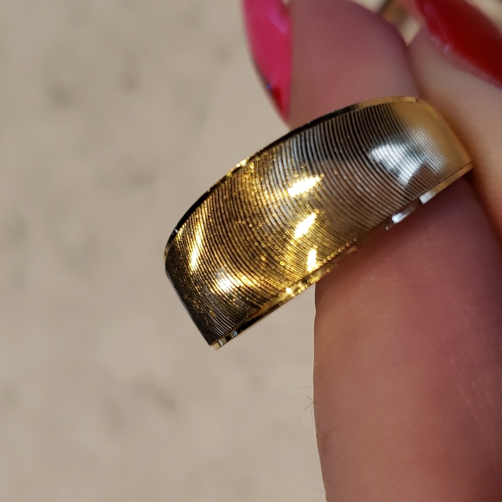 VINTAGE Gold Hoops - Picture 5 of 5